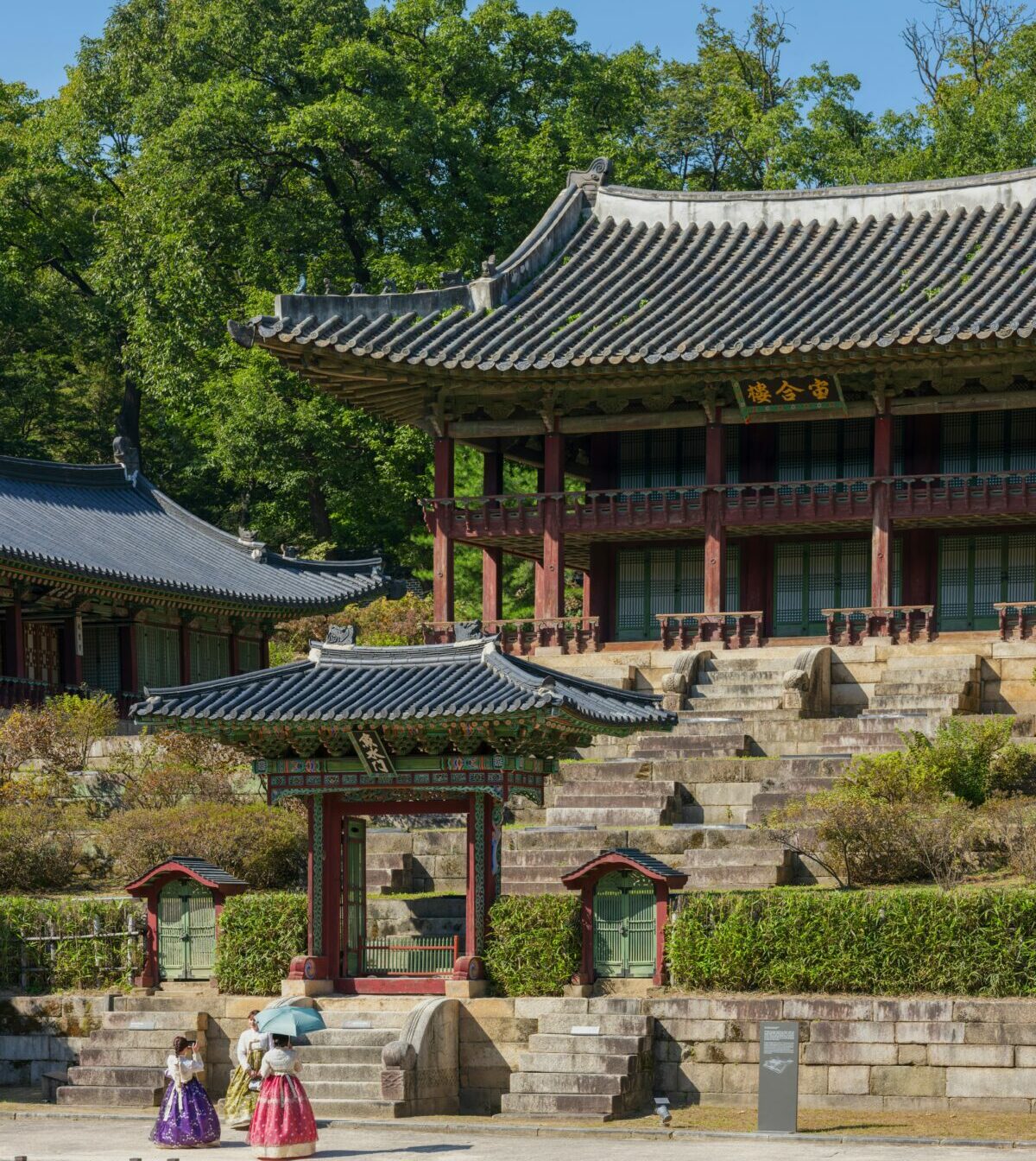 Unveiling Seoul’s Treasure: Changdeokgung Palace and Secret Garden