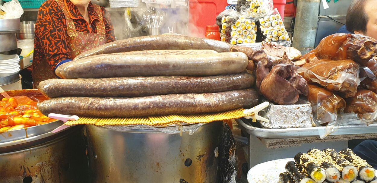 Kwangjang market food