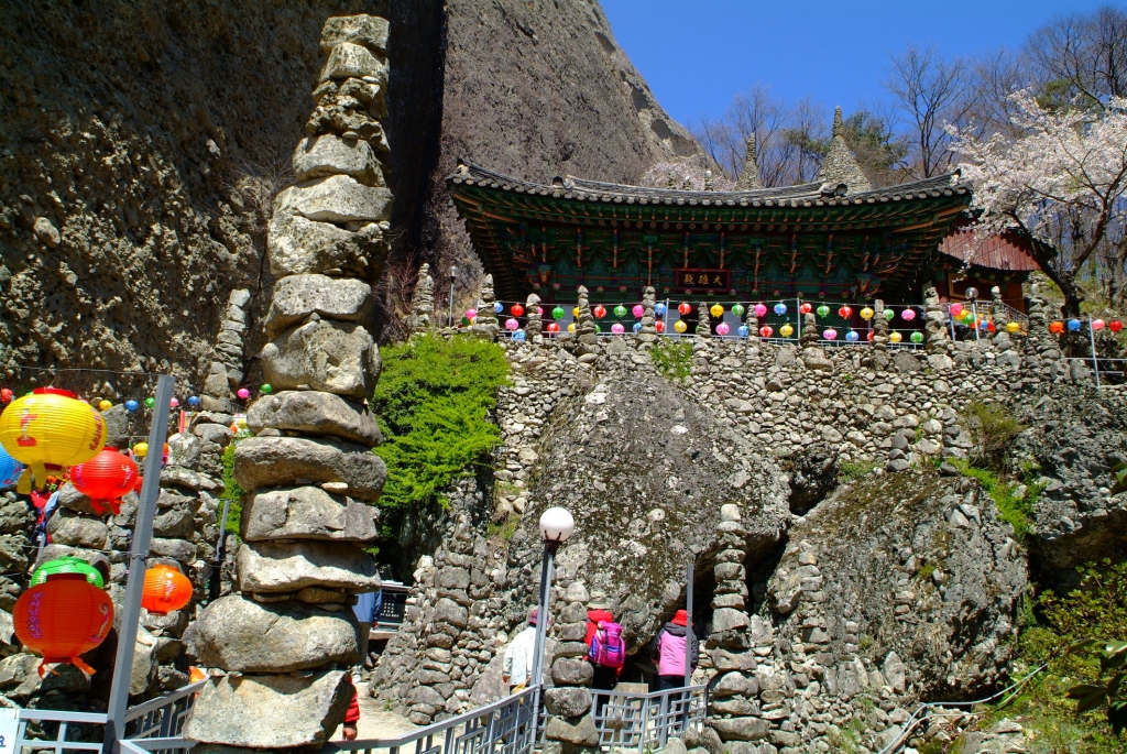 Tapsa Temple: A Marvel of History, Culture, and Nature