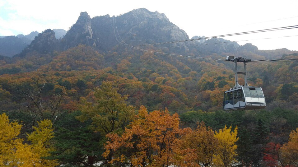 Seoraksan: A Year-Round Natural Wonderland