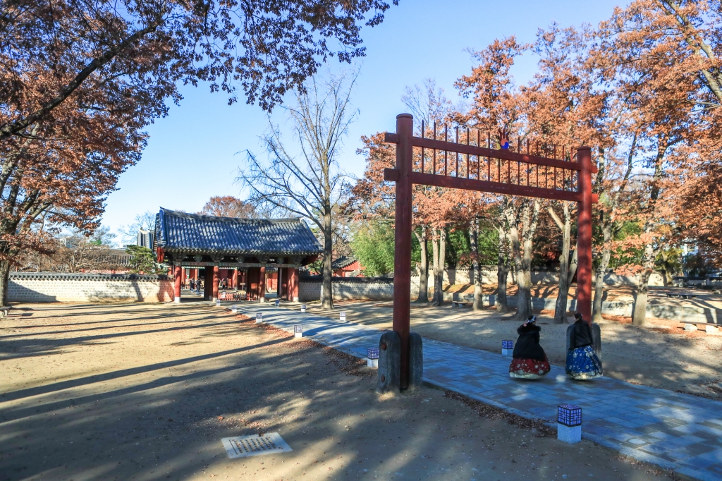 Exploring the Historical Charm of Gyeonggijeon Shrine