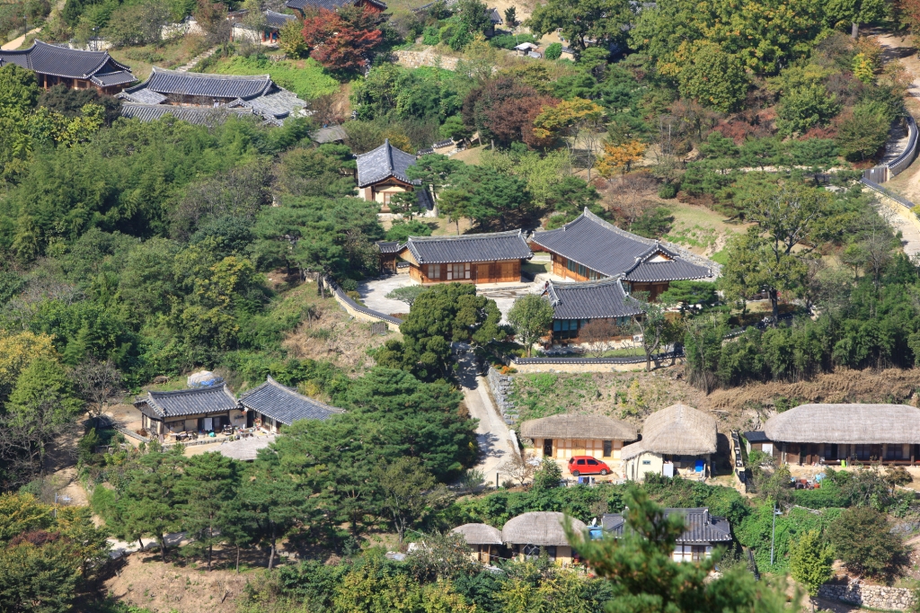 Gyeongju Yangdong Village: A Timeless Cultural Retreat