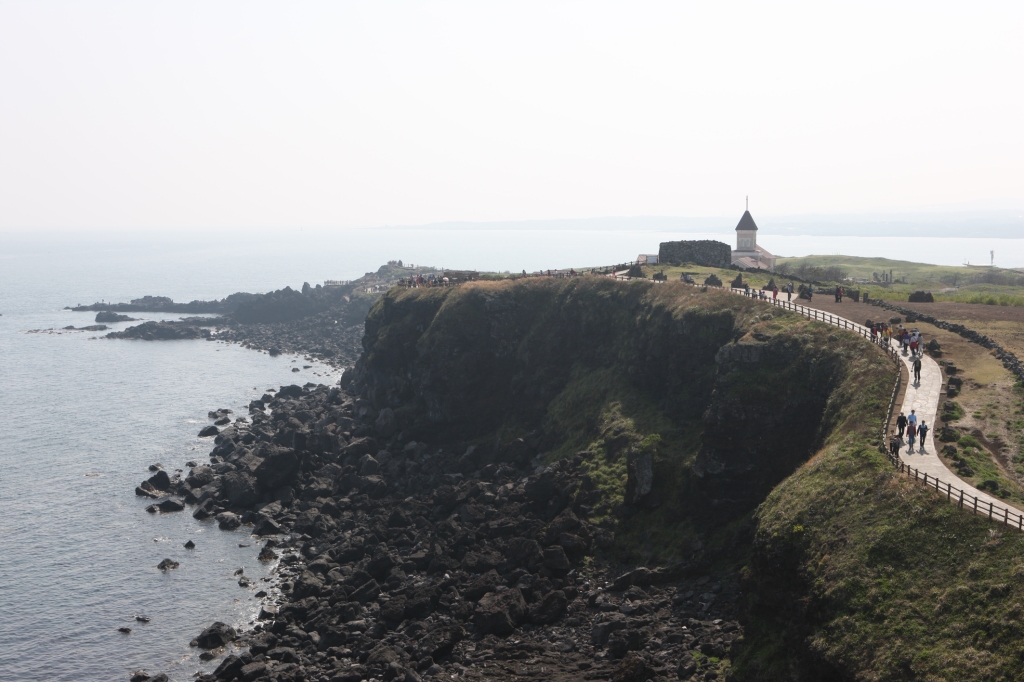 Discover the Enchanting Seopjikoji: A Jeju Island Gem